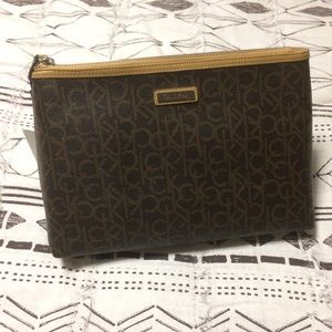 NWT Calvin Klein Oversized Cosmetic Bag